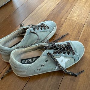 Light denim golden goose white stars leopard printed laces